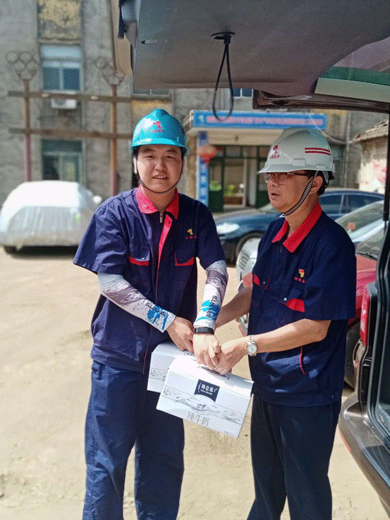 公司黨委書記到金磊項目部開展工作調研 公司黨委書記到金磊項目部開展工作調研